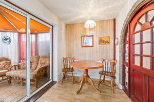 Kitchen/Dining Room- click for photo gallery